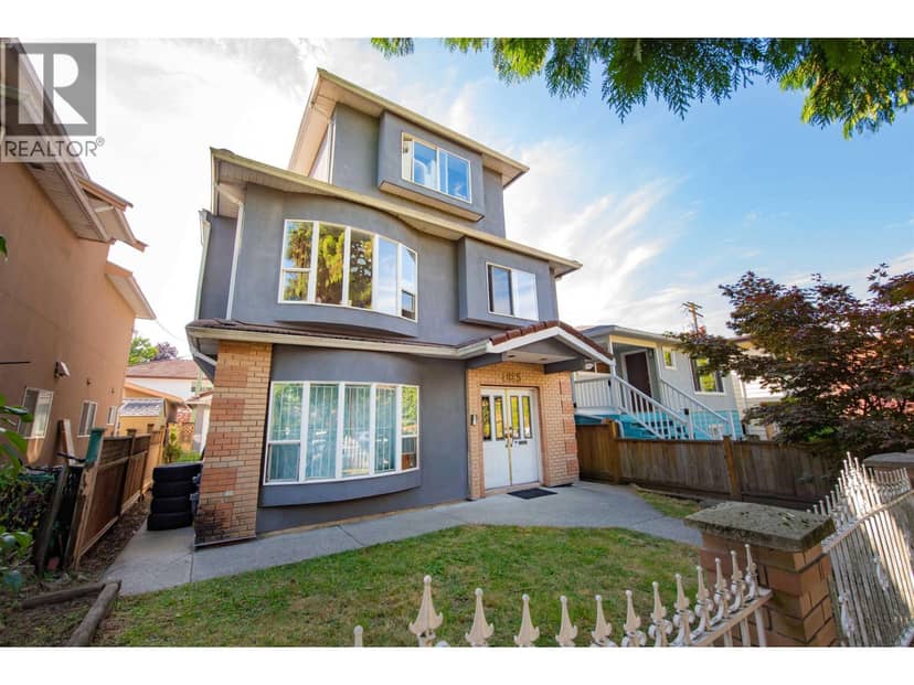 4885 BALDWIN STREET, Vancouver