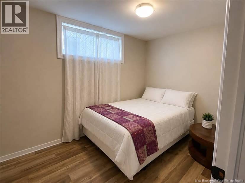 84 Jasmine Crescent — photo 16 of 20