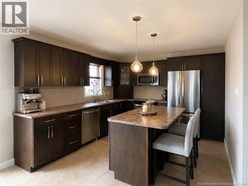 84 Jasmine Crescent — photo 18 of 20