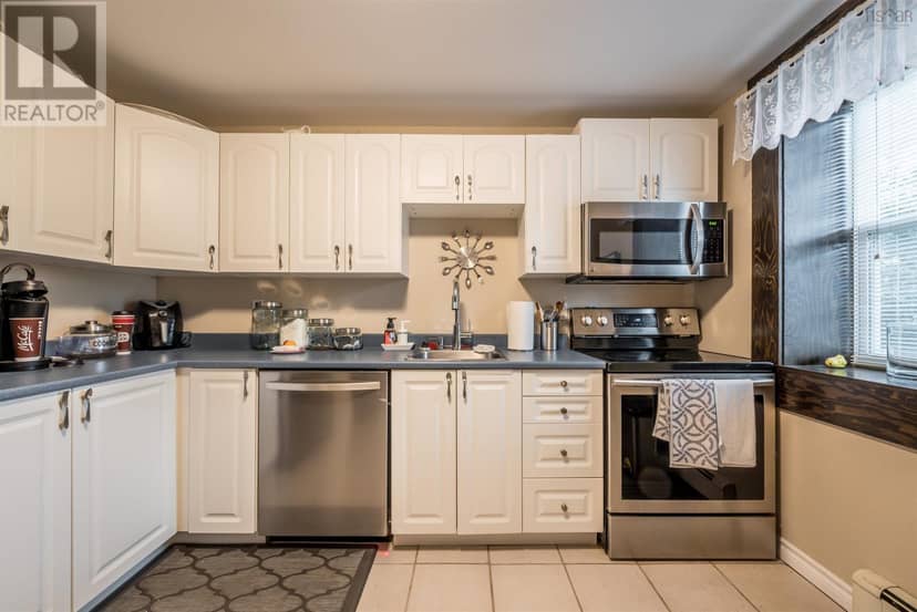790 King Street — photo 19 of 40