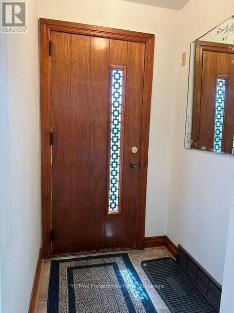 7 Invergordon Avenue — photo 16 of 40