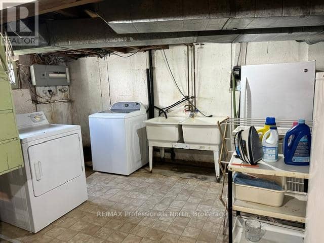 7 Invergordon Avenue — photo 34 of 40