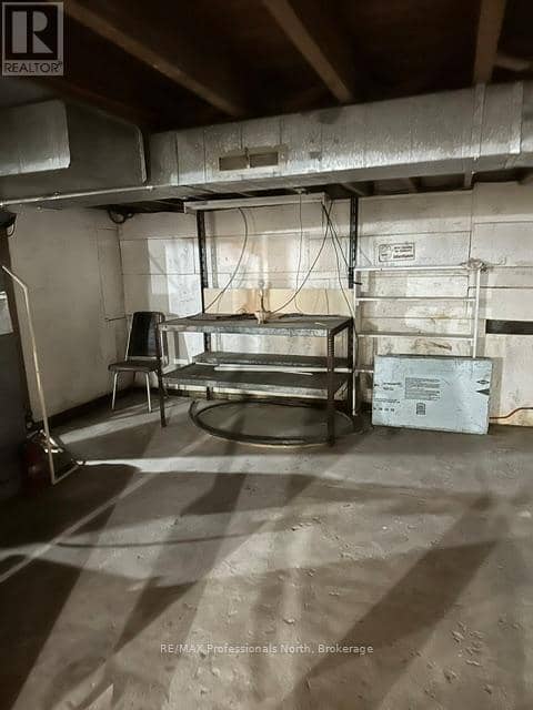 7 Invergordon Avenue — photo 35 of 40