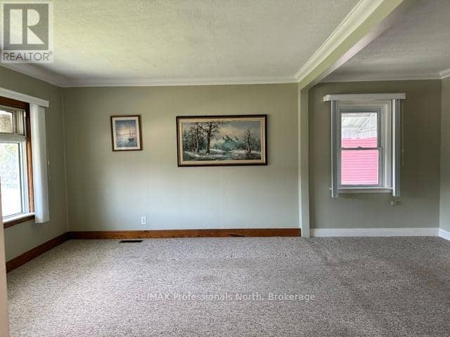 7 Invergordon Avenue, Minden Hills, photo 4