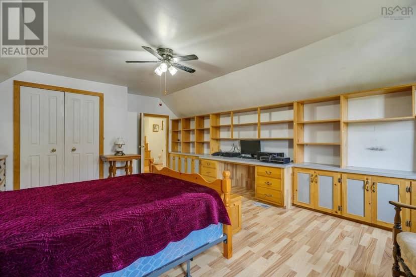 5454 Granville Road — photo 16 of 30