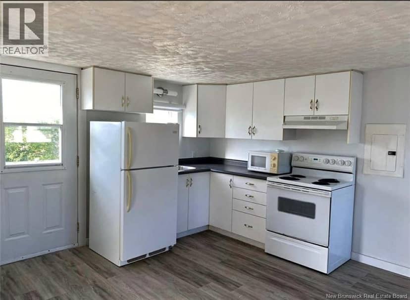 31 Bellevue — photo 13 of 18
