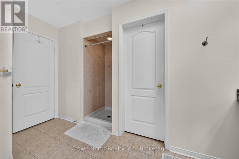 2 McCarrick Street — photo 25 of 36