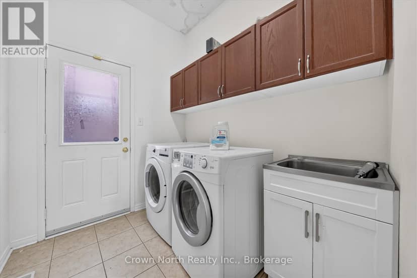 2 McCarrick Street — photo 15 of 36