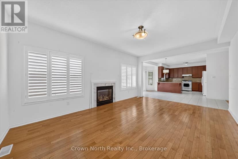 2 McCarrick Street — photo 8 of 36