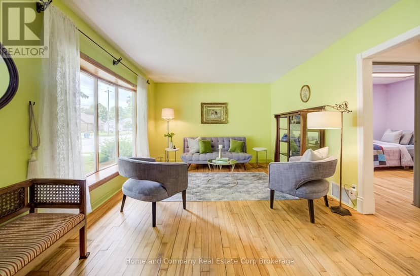 122 Brydges Street — photo 3 of 37