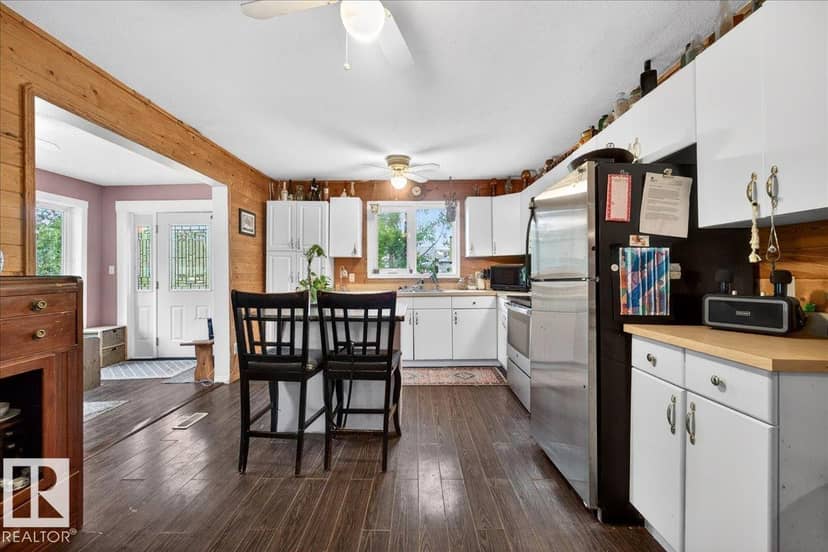 1311 Park CR — photo 18 of 40