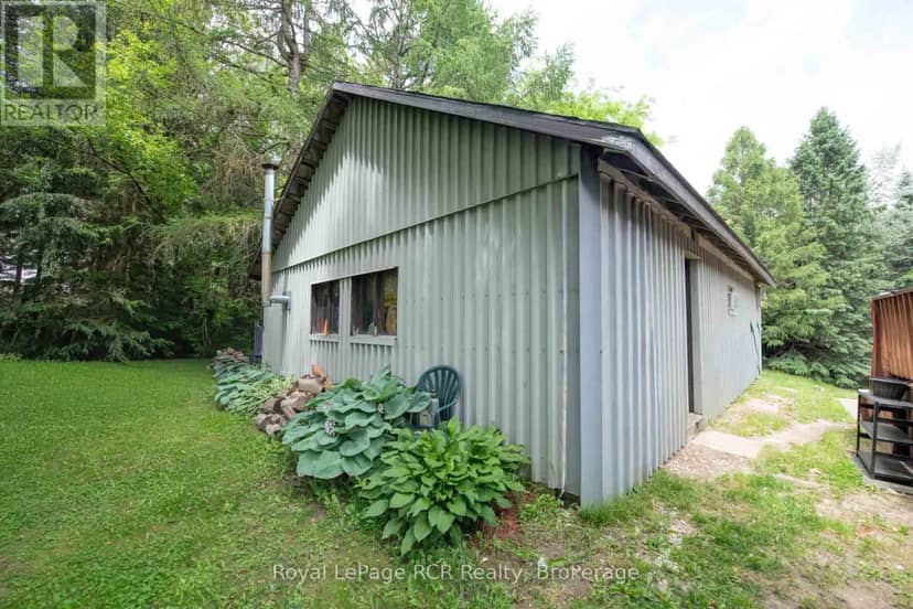 7589 Highway 89 E, Wellington North, photo 5