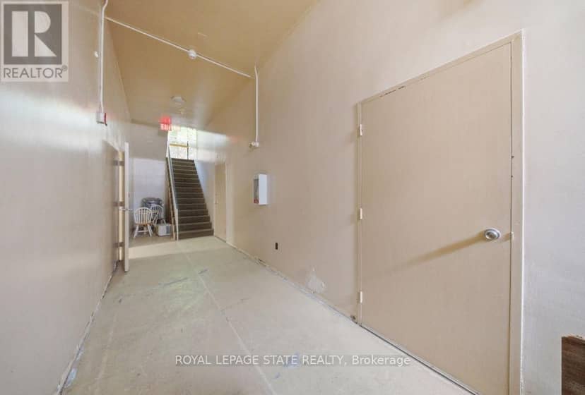 600 Upper Wellington Street — photo 15 of 17