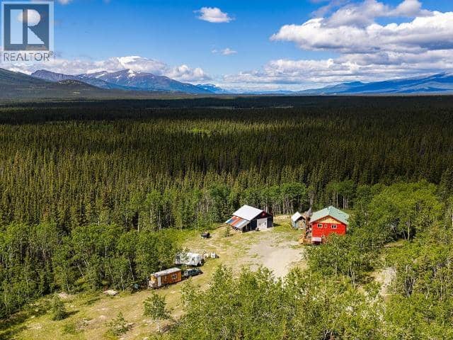 96750 Alaska Highway, Whitehorse North, photo 2
