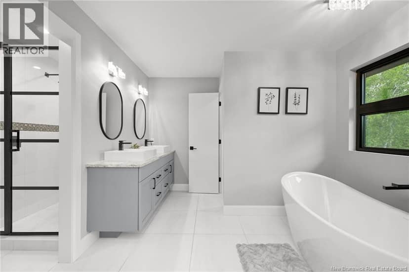 18 London Lane — photo 30 of 40