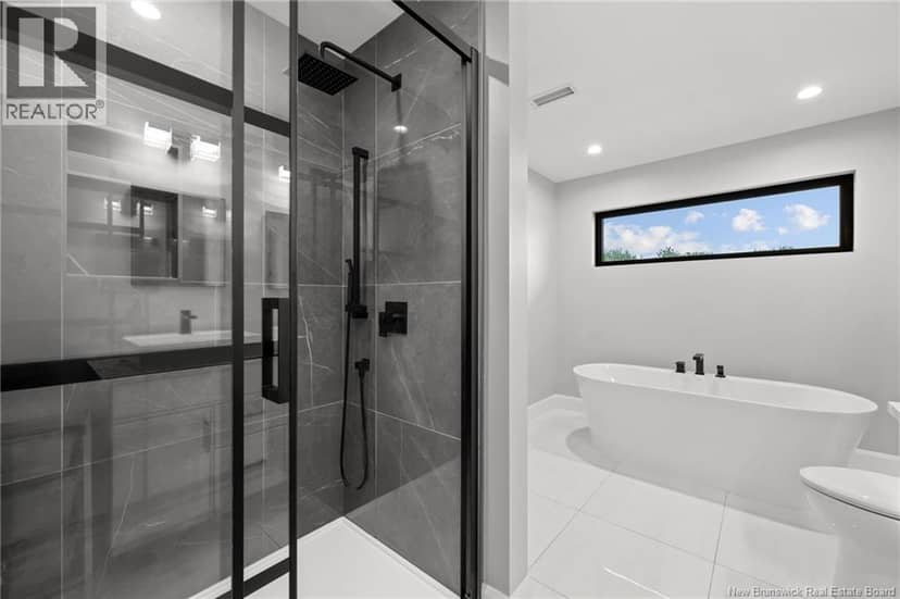 18 London Lane — photo 24 of 40