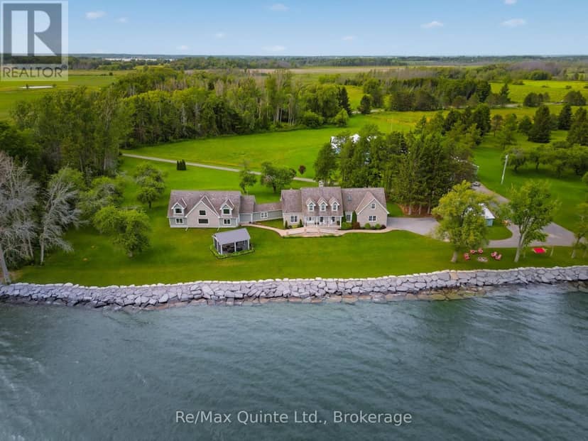 4698 County Road 8, Prince Edward County