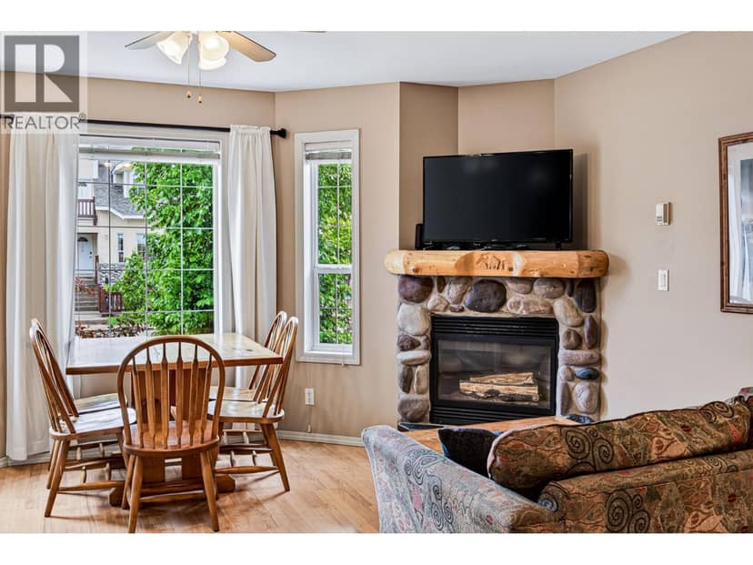 1300 RIVERSIDE Way Unit# 1326, Fernie, photo 2