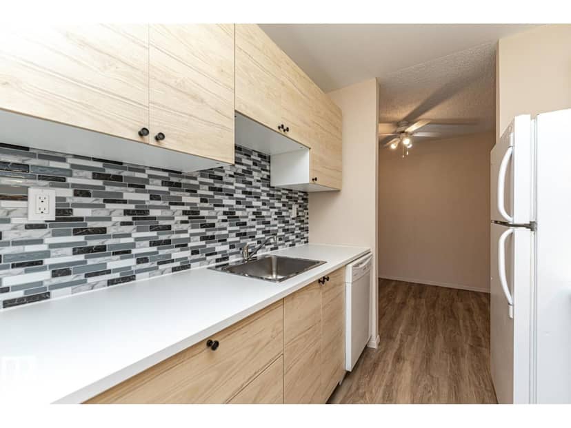 #405 2620 Mill Woods Rd E NW, Edmonton, photo 8