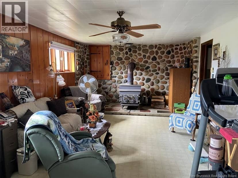 209 Principale Street — photo 10 of 16