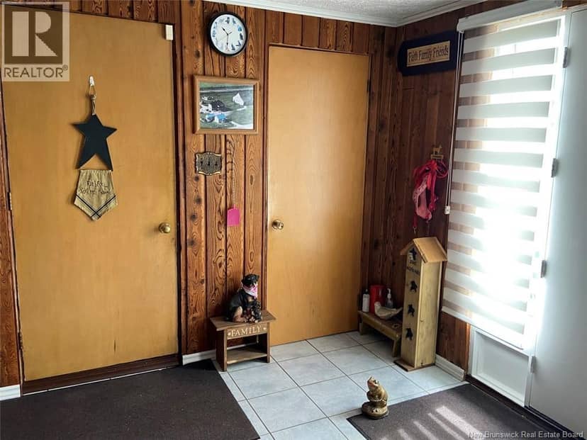 209 Principale Street, Sainte-Anne-De-Madawaska, photo 2