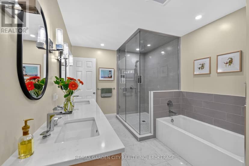 656 Memorial Drive — photo 27 of 40