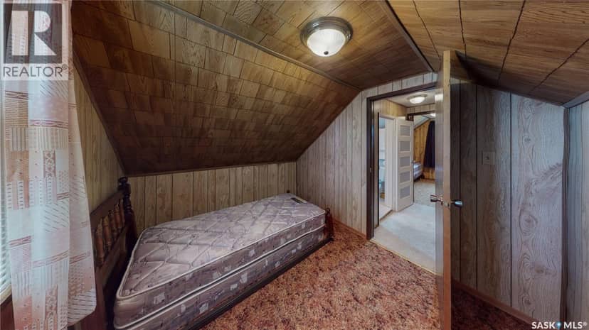 2037 Reynolds STREET — photo 18 of 25