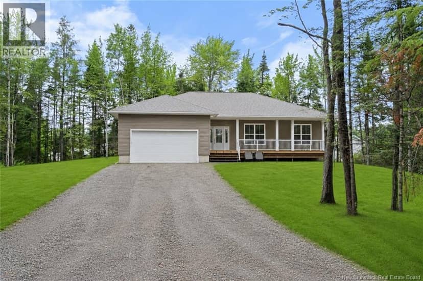 10 Des Gamins Street, Lakeville