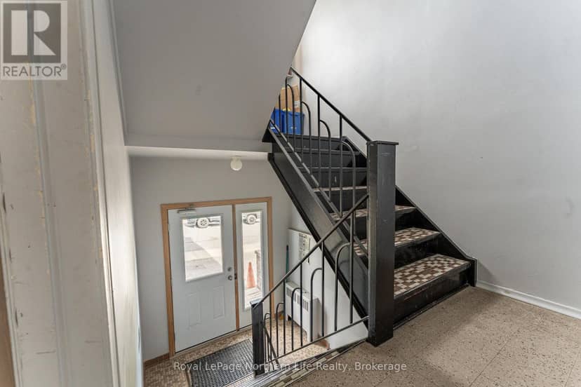 745 Morin Street — photo 4 of 34
