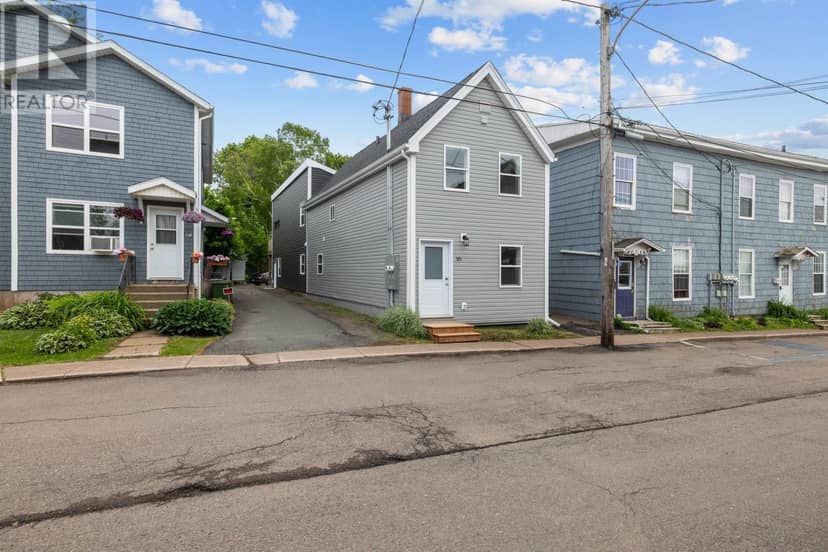 10 Chestnut Street — photo 1 of 40
