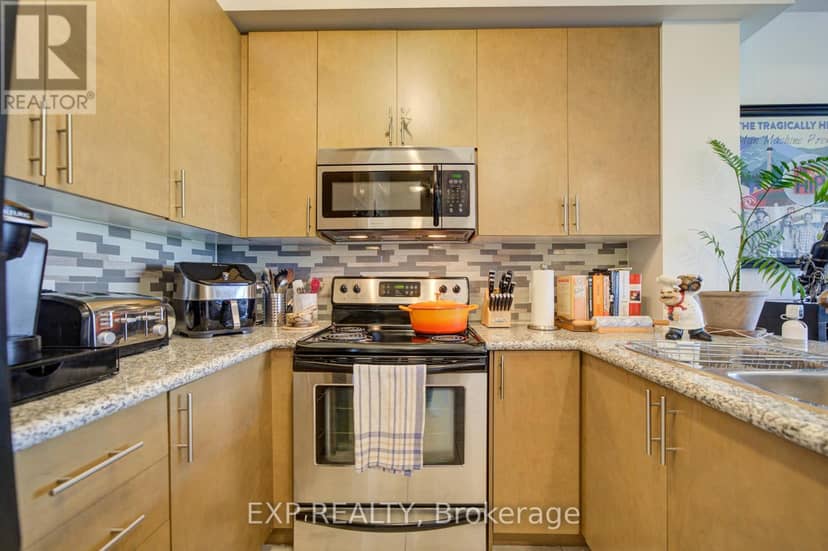 808 - 133 Wynford Drive — photo 11 of 40