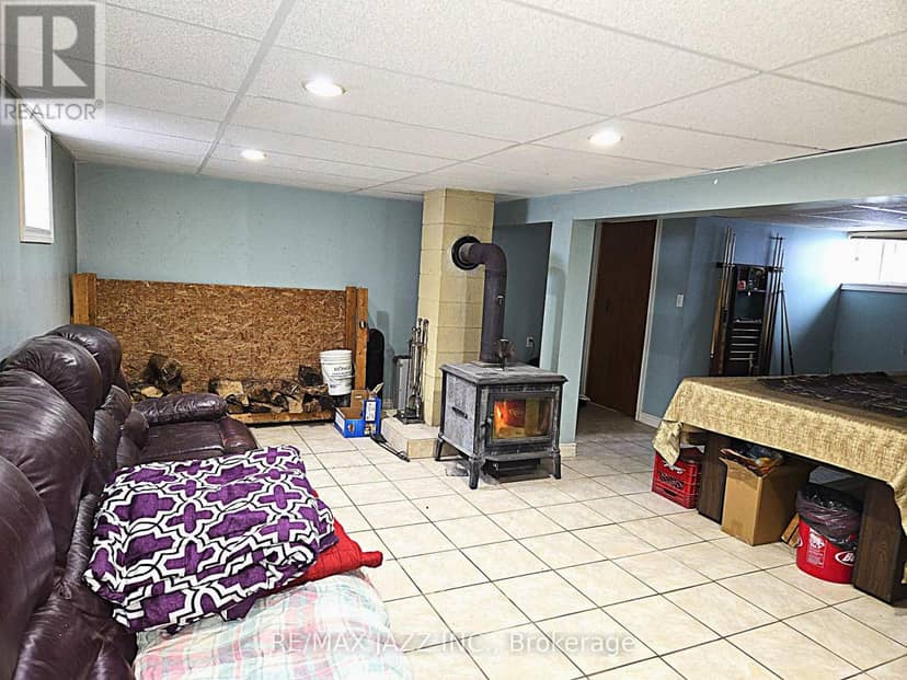 61 Gilbert Road — photo 19 of 40