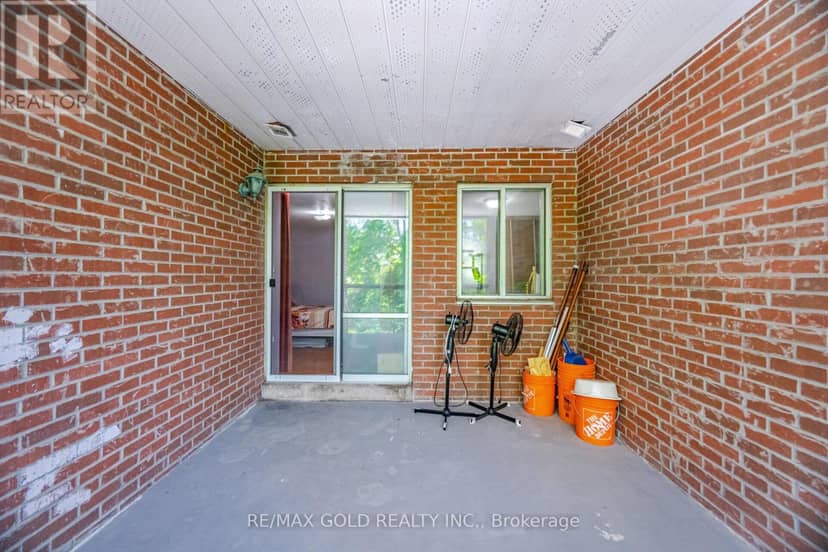 251 - 3025 The Credit Woodlands Drive — photo 40 of 40