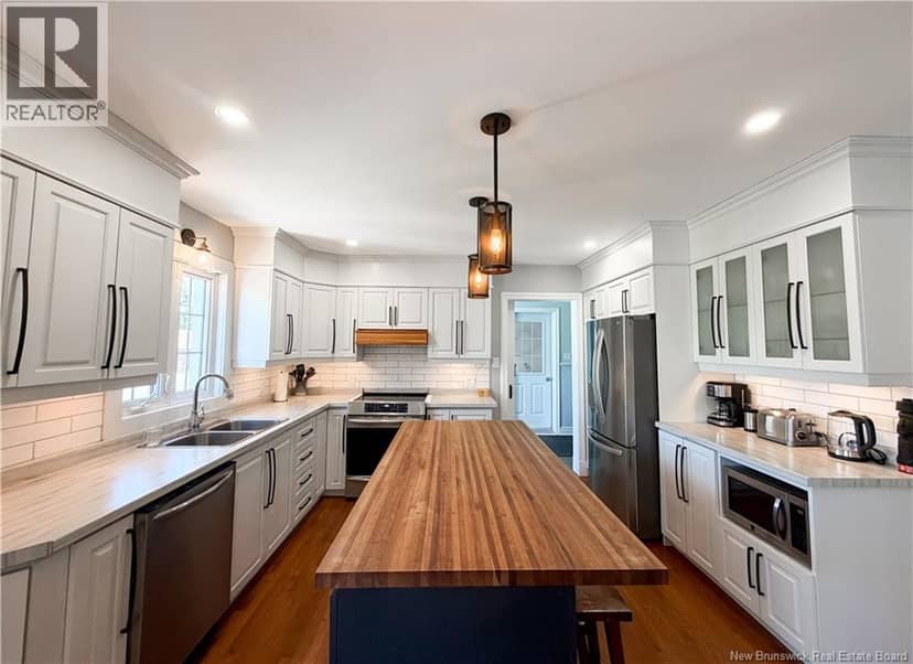 22 Brook Terrace — photo 9 of 40
