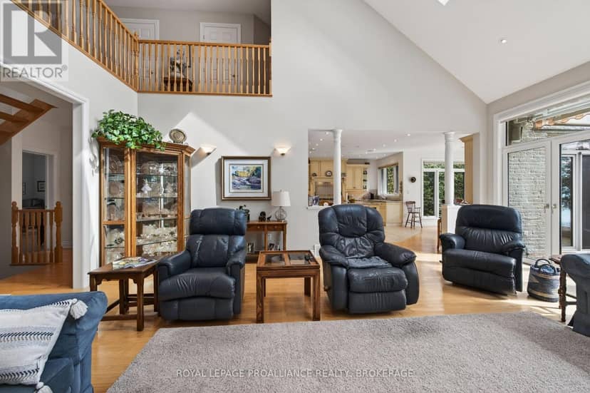 178 Nicholson Point Road, Loyalist, photo 8