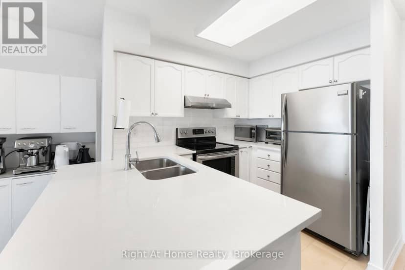 1611 - 2545 Erin Centre Boulevard — photo 12 of 40