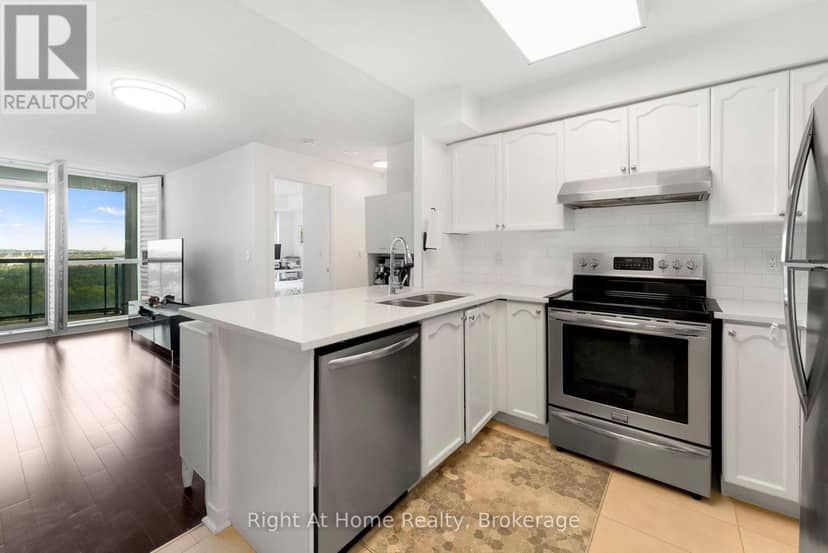 1611 - 2545 Erin Centre Boulevard — photo 5 of 40