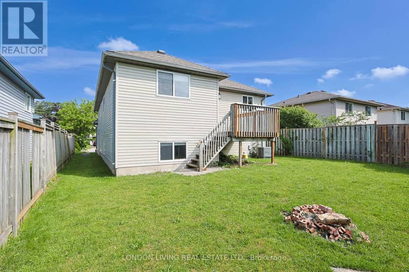 165 Thurman Circle — photo 18 of 19