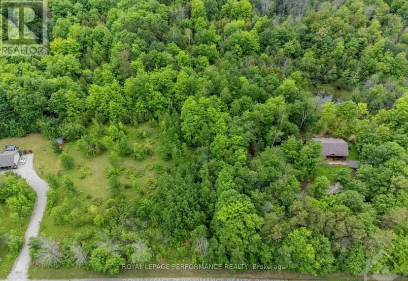 8110 County Rd 44 Road, Edwardsburgh/Cardinal, photo 2