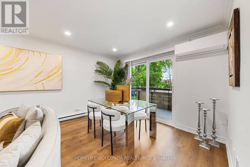 205 - 21 Elizabeth Street — photo 30 of 40