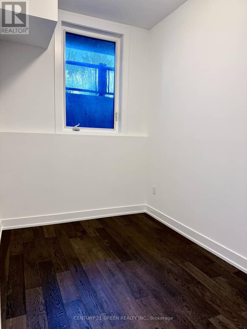 L115 - 9560 Islington Avenue — photo 12 of 40