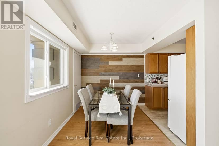 304 - 841 Battell Street — photo 11 of 29