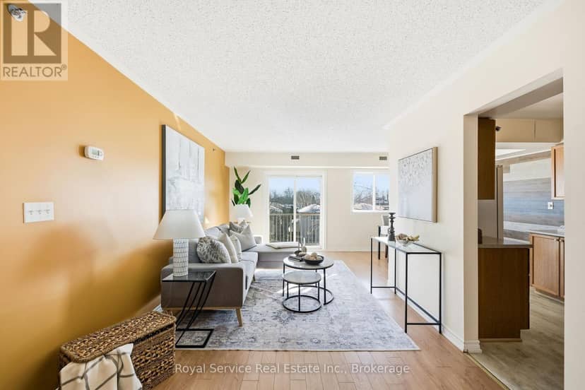 304 - 841 Battell Street — photo 5 of 29