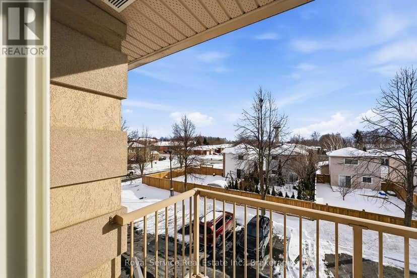 304 - 841 Battell Street — photo 8 of 29