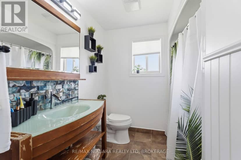 661 Carl Road — photo 12 of 40
