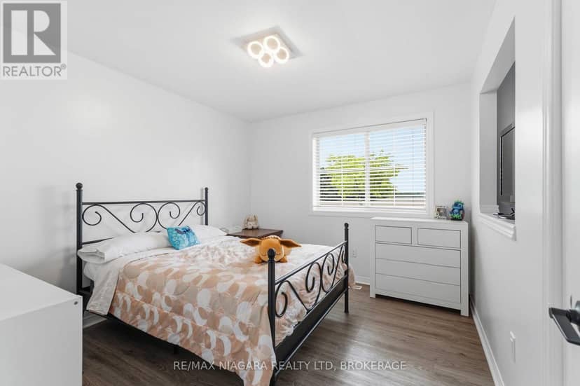 661 Carl Road — photo 16 of 40