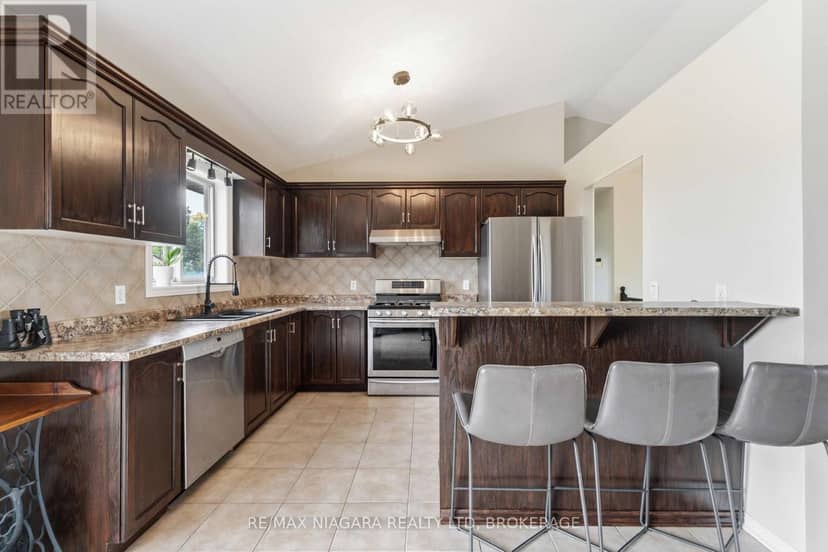 661 Carl Road, Thorold, photo 7