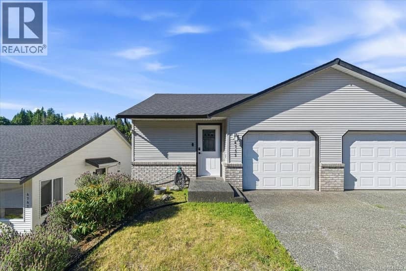 4755 Fairbrook Cres — photo 1 of 28