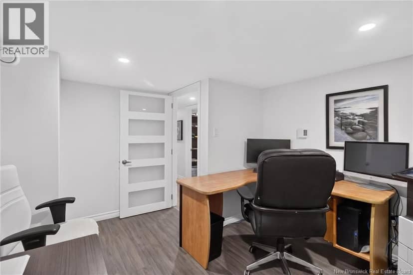 270 Mill Road — photo 17 of 40