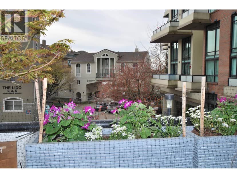 229 10 RENAISSANCE SQUARE, New Westminster, photo 7